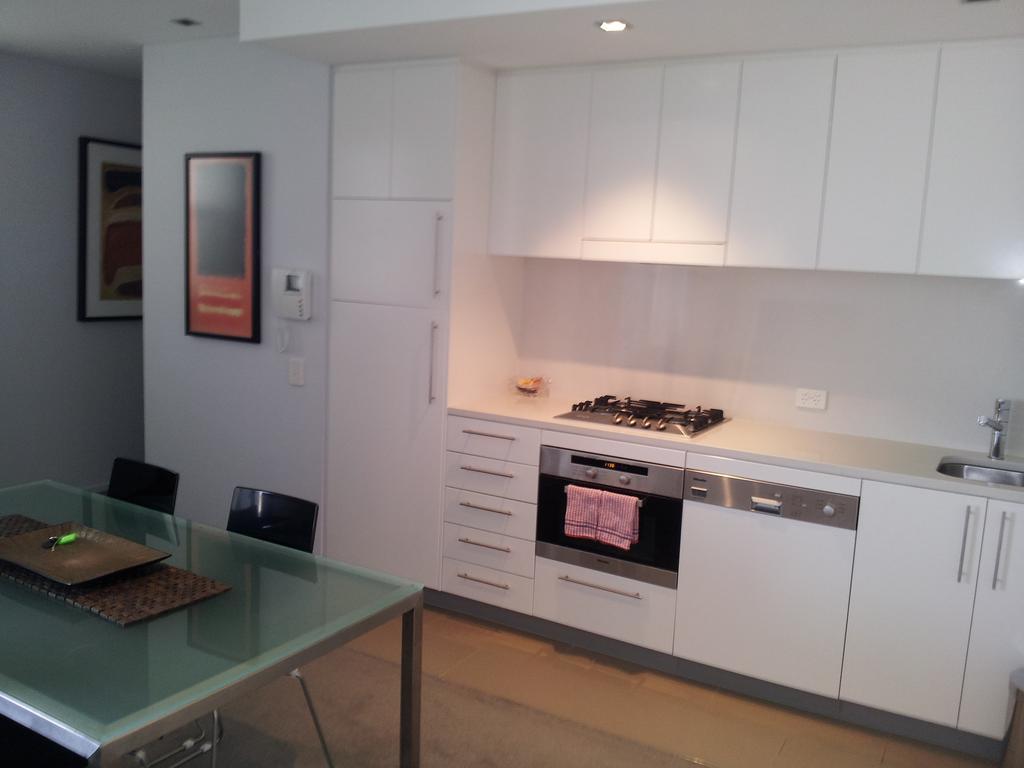 Wyndel Apartamentos Clarke Street Crows Nest Habitación foto